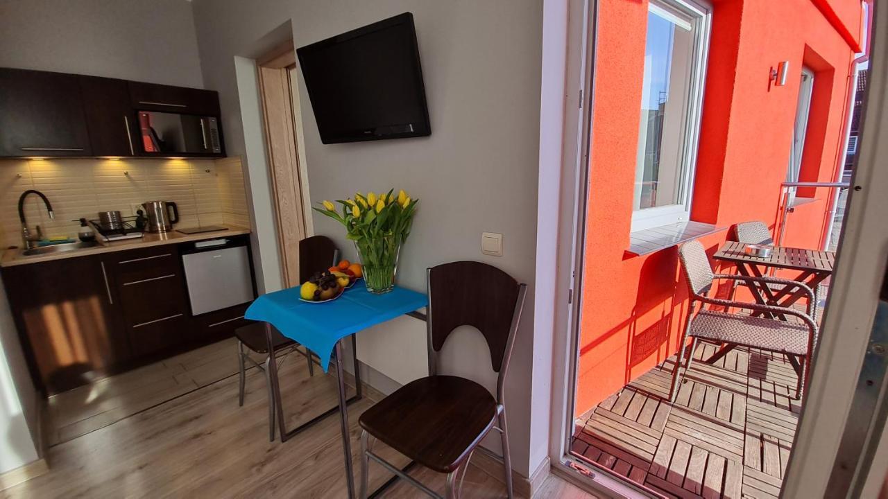 Bela - Pokoje Z Aneksami I Apartamenty Kołobrzeg Exterior foto